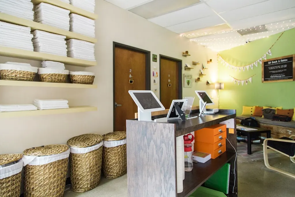 Mantis Massage Airport Boulevard — Massage spa in Austin